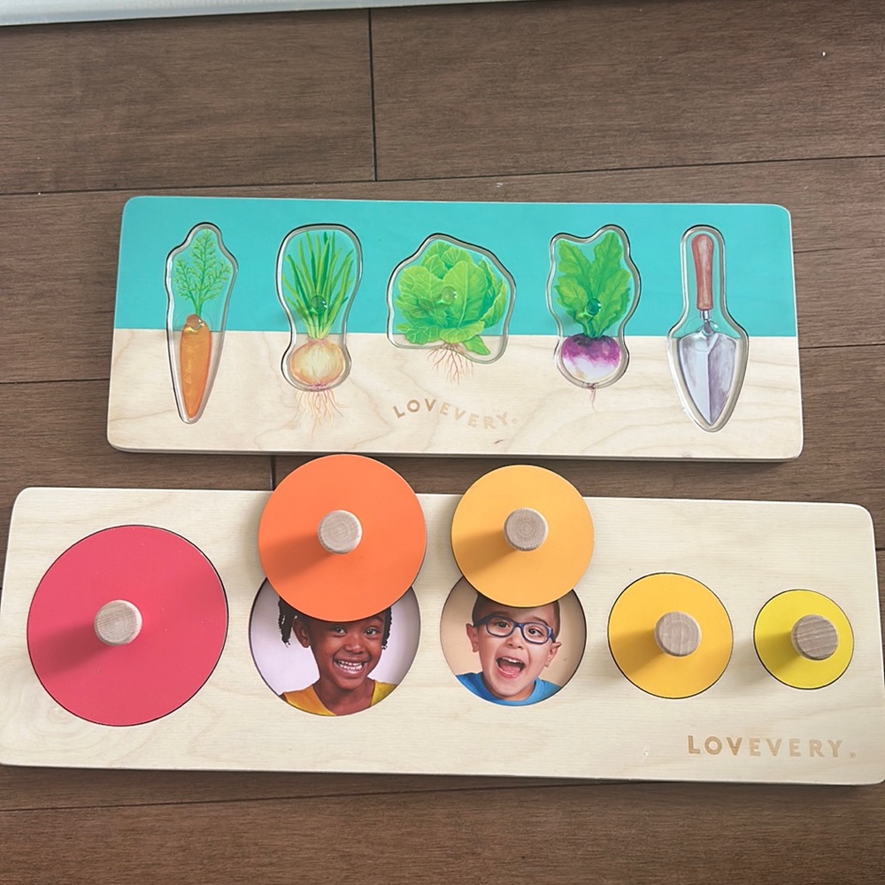 Lovevery puzzle